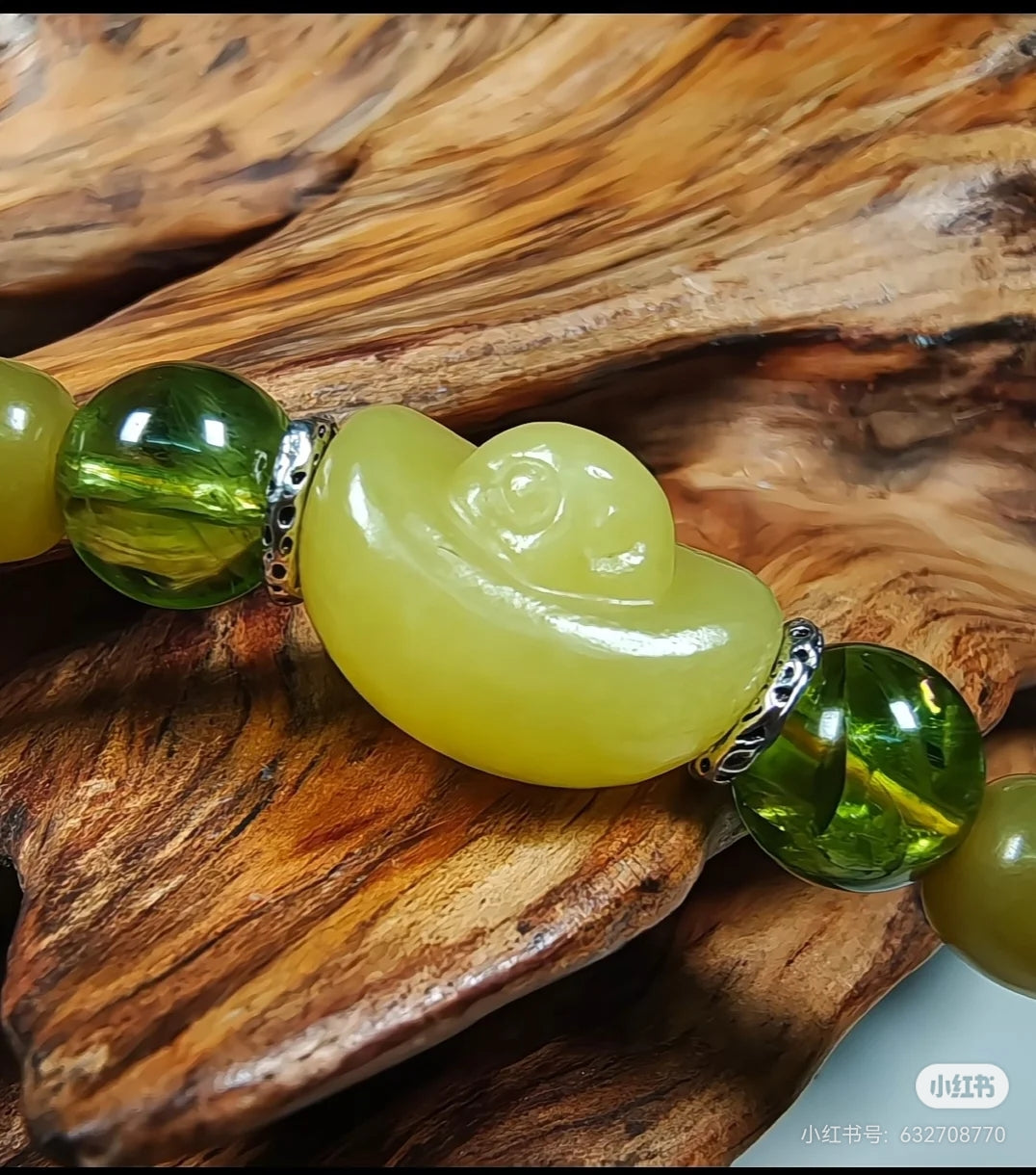 What Makes Meaningful Jewelry Different? Moving Beyond Mere Decoration