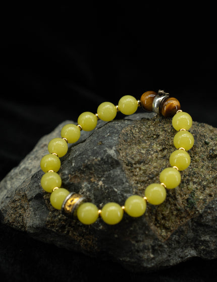 Snake zodiac jade bracelet detail on stone